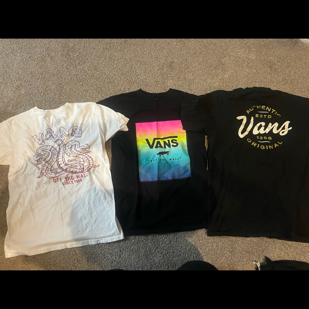 6 Vans tshirts